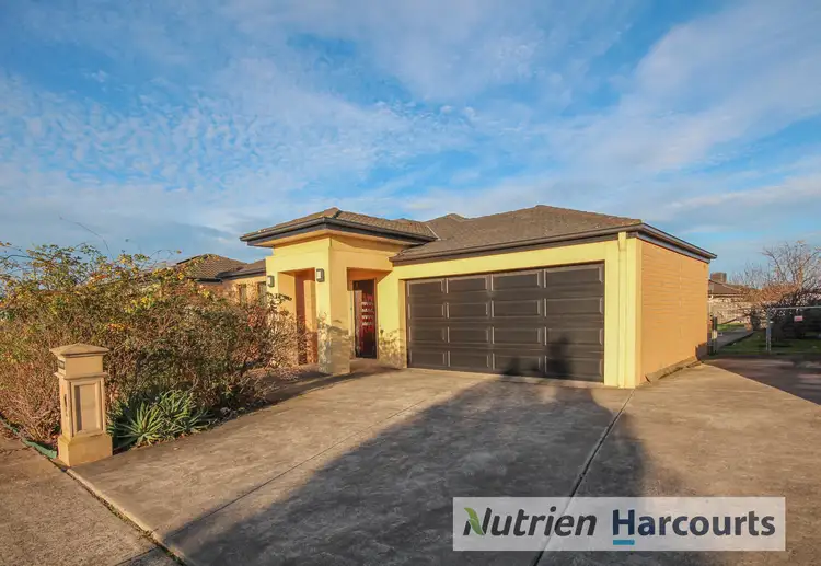 12 Bailey Boulevard, Koo Wee Rup VIC 3981