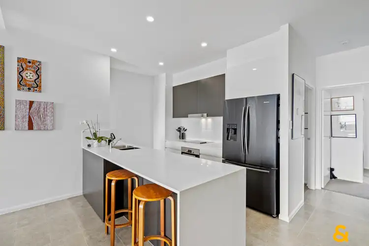Third view of Homely apartment listing, 6/72 Pine Street, Wynnum QLD 4178