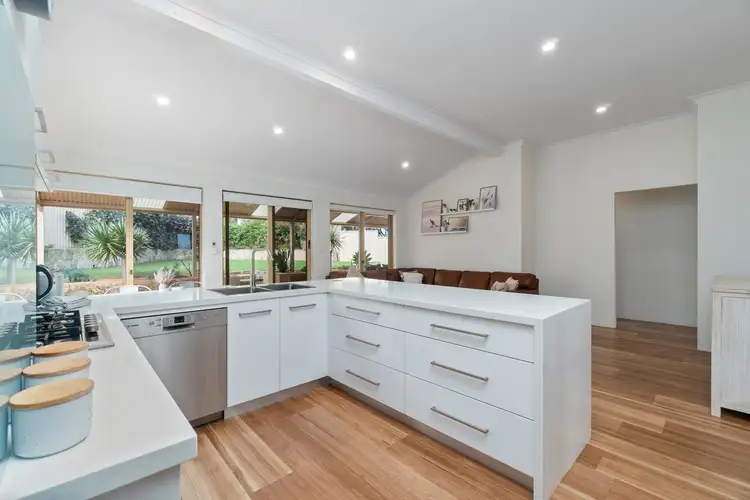 3 Oak Gardens, Edgewater WA 6027