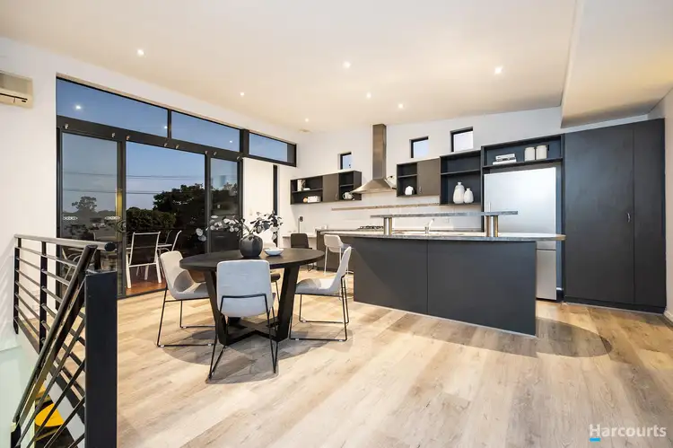 1/104 Scarborough Beach Road, Mount Hawthorn WA 6016