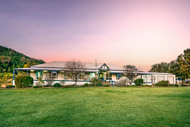 57 Wyndham Close, Tamworth NSW 2340