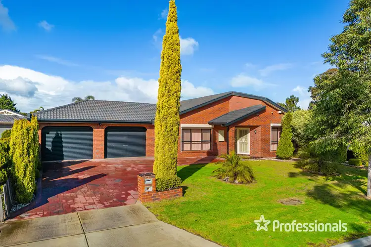 14 Paringa Drive, St Albans VIC 3021