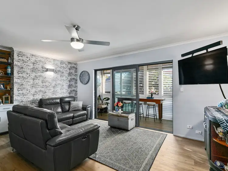 Second view of Homely unit listing, 2/45 Kitchener, Coorparoo QLD 4151