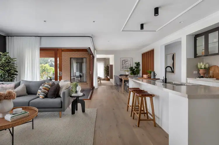 24 Wallaroo Avenue, Strathfieldsaye VIC 3551