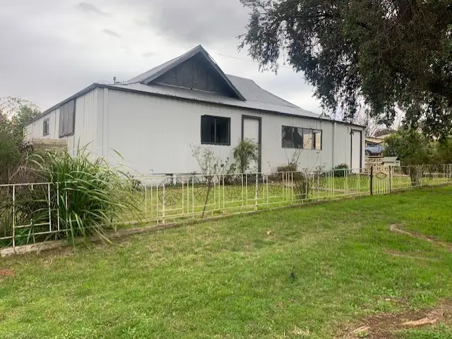 22 Stewart Street, Cowra NSW 2794