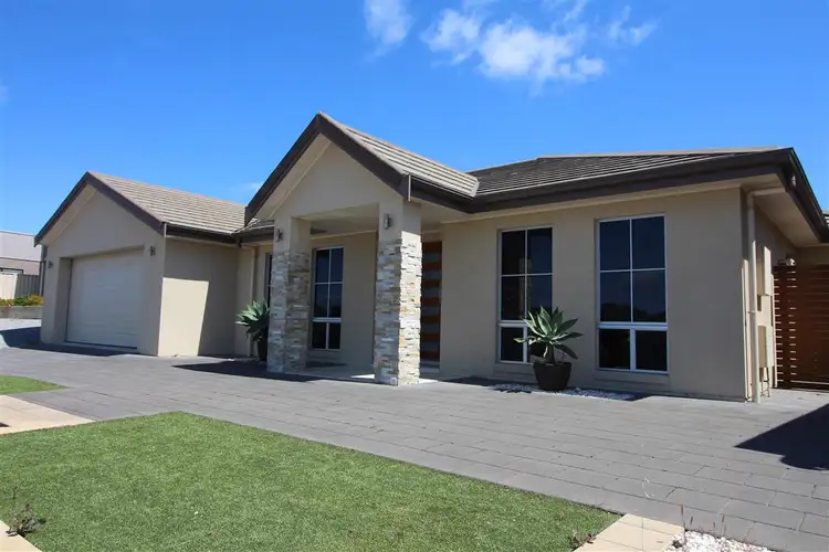 19 Laguna Drive, Port Lincoln SA 5606