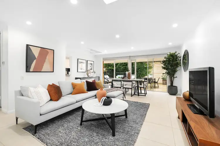 Main view of Homely villa listing, 4/2 Kara Street, Lane Cove NSW 2066