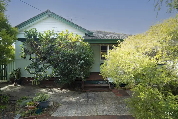 19 Ellison Street, Willagee WA 6156