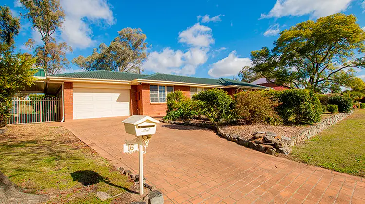 16 Coorong Street, South Tamworth NSW 2340