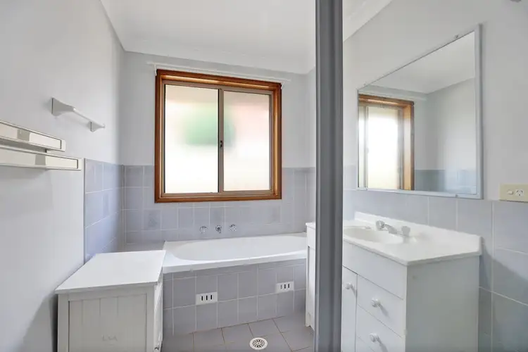Fifth view of Homely house listing, 8 Ernstine Hill Close, Glenmore Park NSW 2745