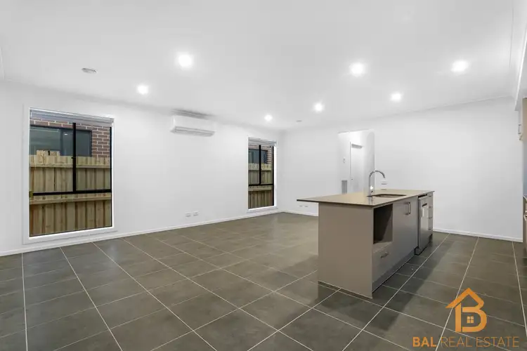 Fourth view of Homely house listing, 32 Karachi Avenue, Mount Cottrell VIC 3024
