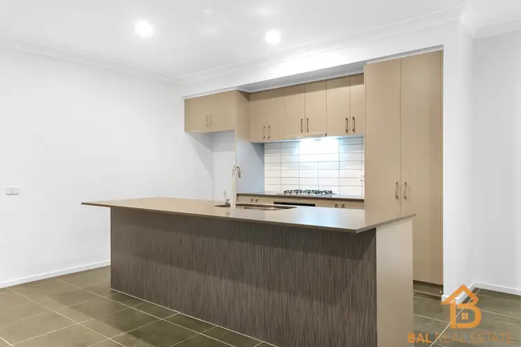 Sixth view of Homely house listing, 32 Karachi Avenue, Mount Cottrell VIC 3024