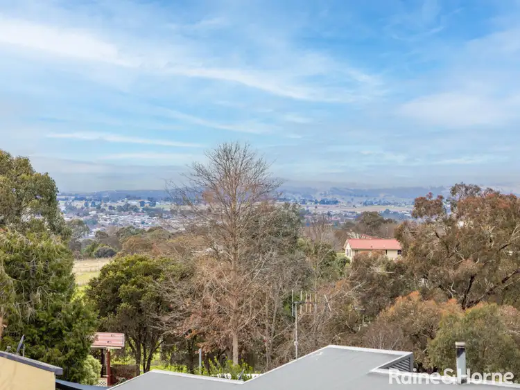 Fourth view of Homely house listing, 2 De Clouett Place, Windradyne NSW 2795