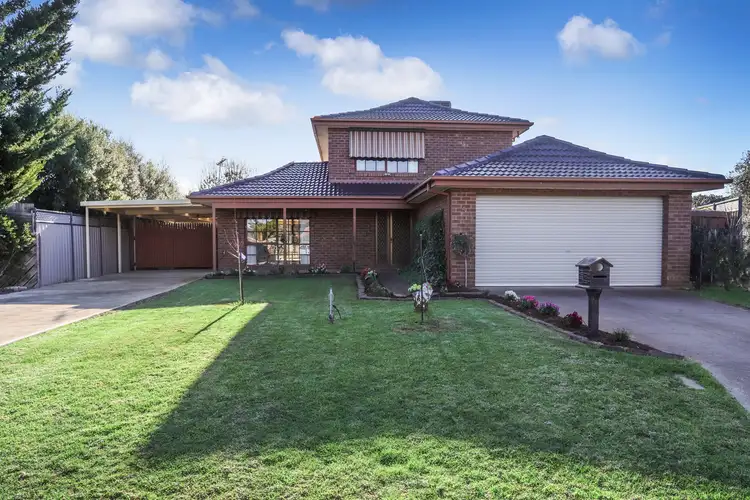 5 Cheviot Court, Melton West VIC 3337