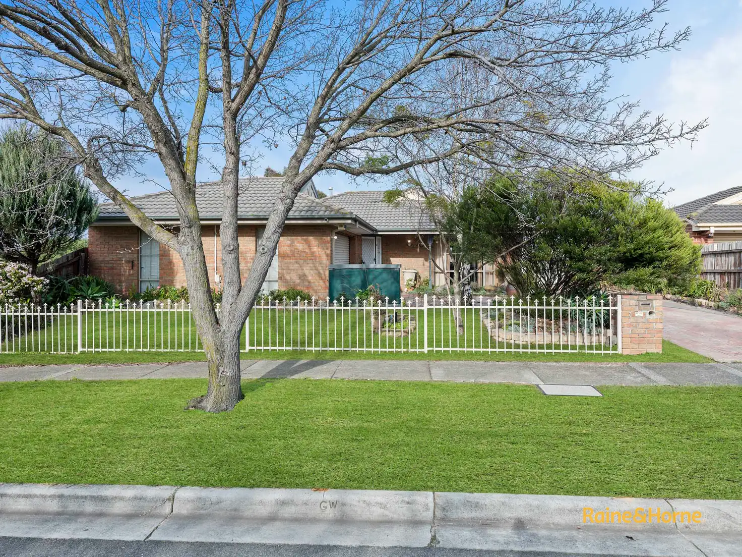 Main view of Homely house listing, 2 Portofino Drive, Cranbourne North VIC 3977