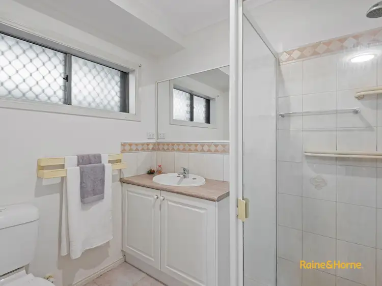 Fourth view of Homely house listing, 2 Portofino Drive, Cranbourne North VIC 3977