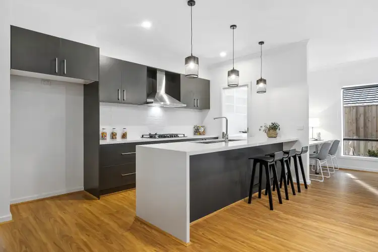 Fifth view of Homely house listing, 9 Ridgeview Court, Sunbury VIC 3429