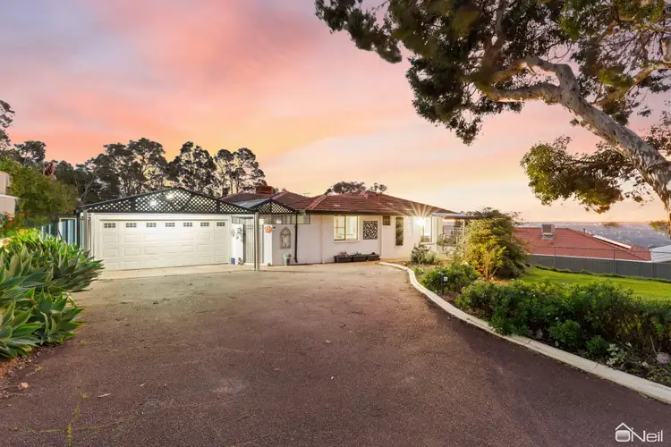 10 Nasura Grove, Mount Nasura WA 6112