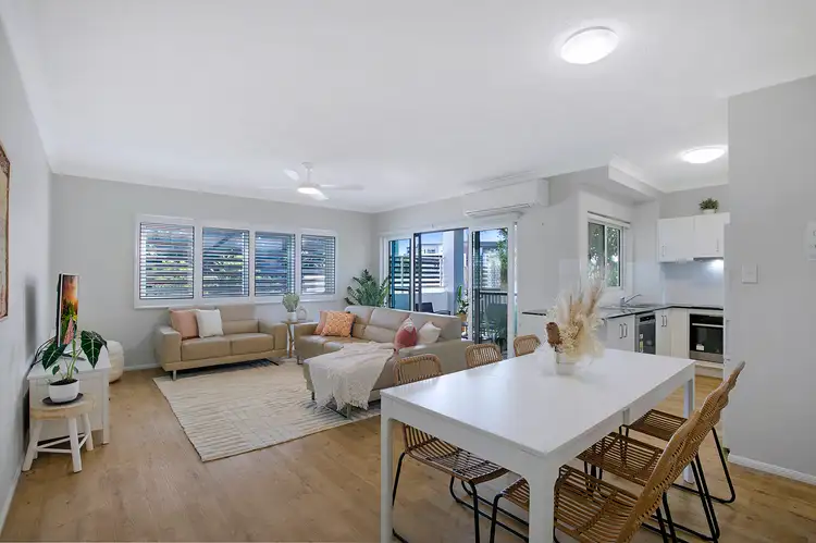Main view of Homely unit listing, 2/78 Berrima Street, Wynnum QLD 4178