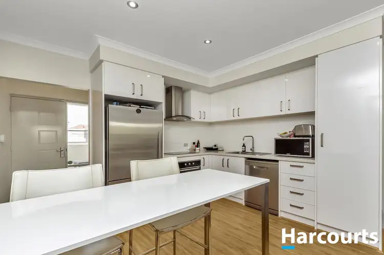 8/190 Surrey Road, Rivervale WA 6103