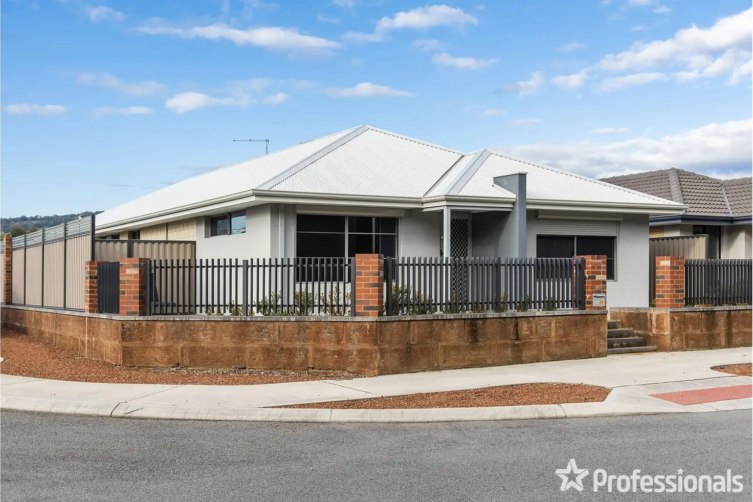 Main view of Homely house listing, 11 Windrow Grove, Whitby WA 6123