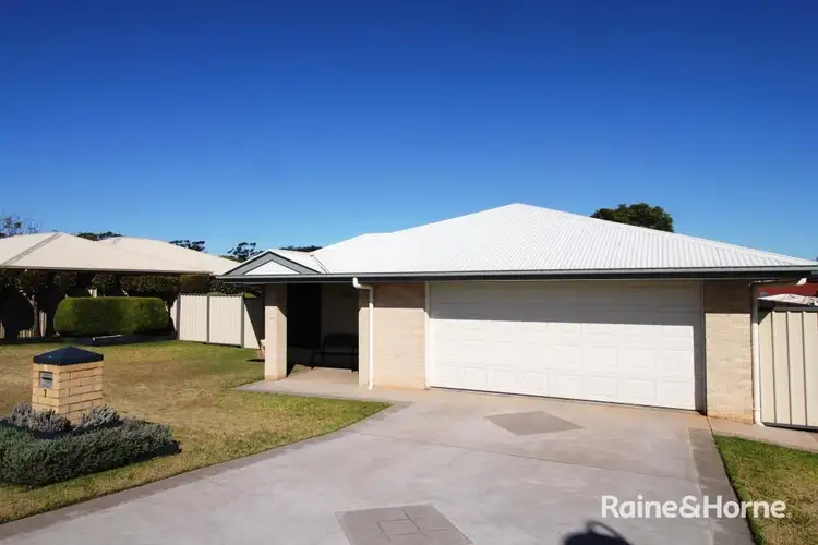 7 Bottlebrush St, Kingaroy QLD 4610