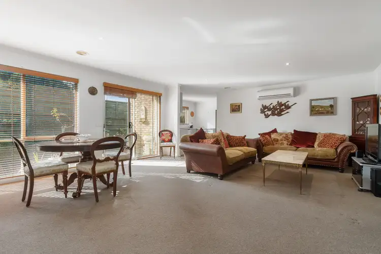 7b Omaroo Road, Frankston VIC 3199