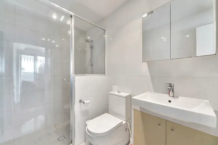 Fifth view of Homely unit listing, 203/625 Wynnum Road, Morningside QLD 4170