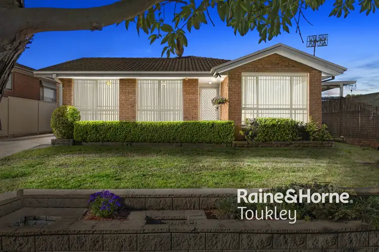 1/18 Heritage Drive, Kanwal NSW 2259