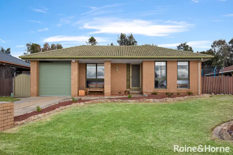 50 Naretha Street, Glenfield Park NSW 2650