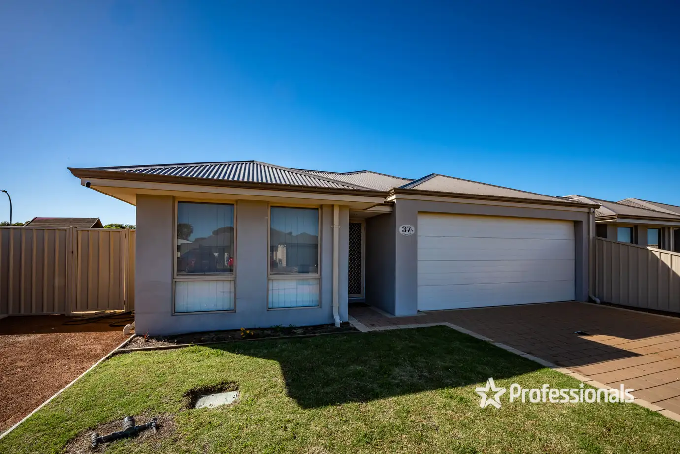 Main view of Homely house listing, 1/37A Yarraman Road, Waggrakine WA 6530