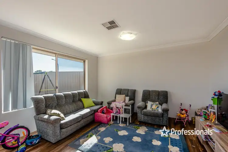 Sixth view of Homely house listing, 1/37A Yarraman Road, Waggrakine WA 6530