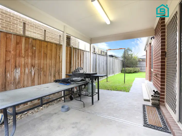 Sixth view of Homely house listing, 15 Howe Way, Cranbourne East VIC 3977