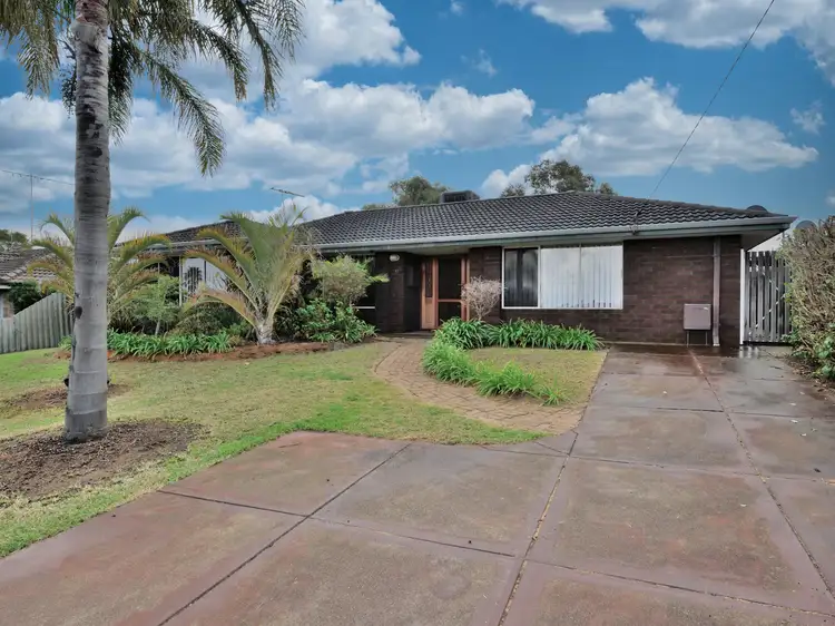 13 Bickner Way, Parmelia WA 6167