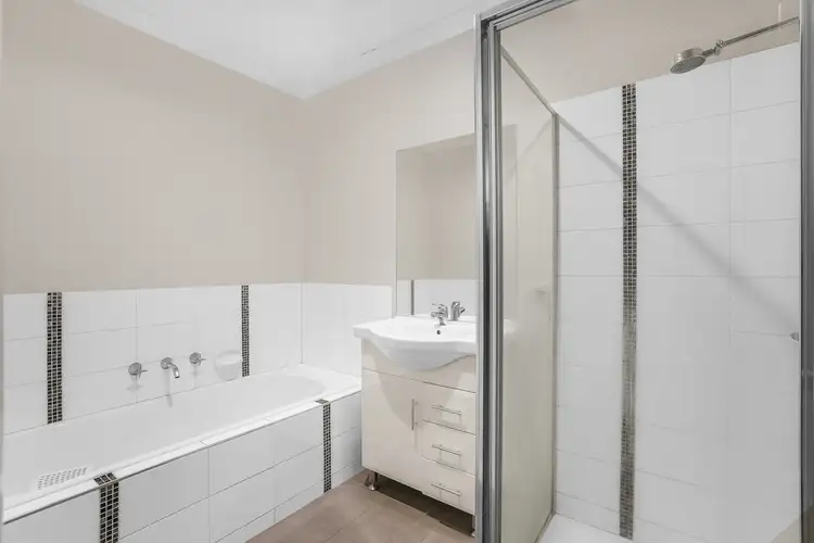 Fourth view of Homely house listing, 1/9 Yale Court, Truganina VIC 3029