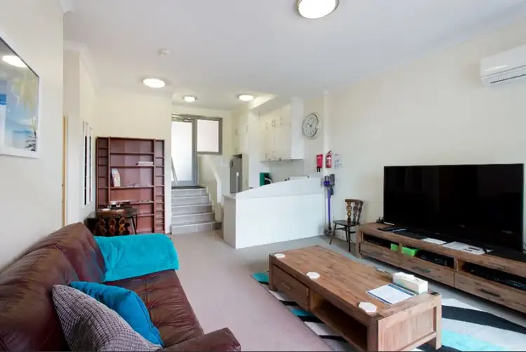 25/35 Malata Crescent, Success WA 6164