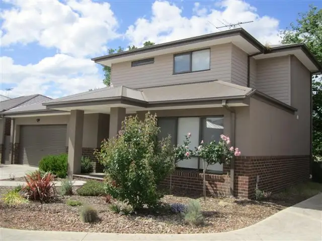 Main view of Homely unit listing, 3/9 Rodney Street, Gisborne VIC 3437