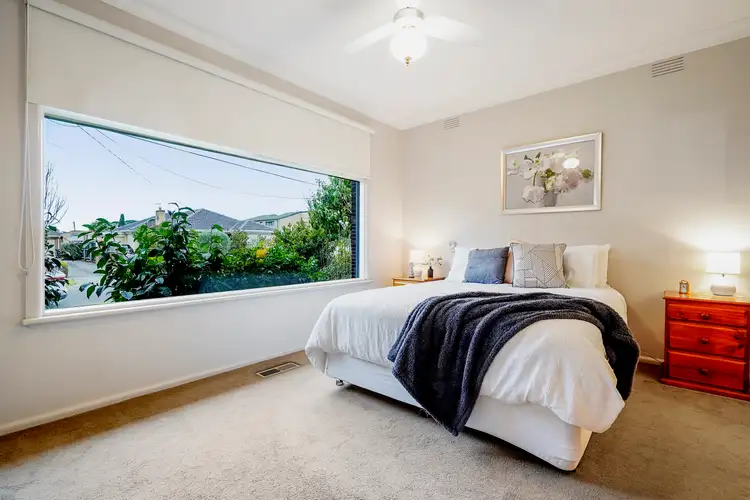 Sixth view of Homely house listing, 27 Palm Beach Crescent, Mount Waverley VIC 3149