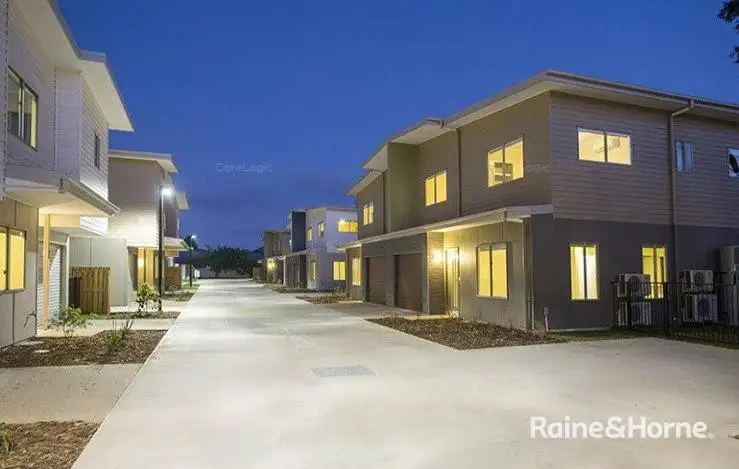 Seventh view of Homely townhouse listing, 9/1 Collins Lane, Kin Kora QLD 4680