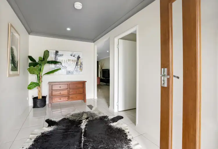 Second view of Homely house listing, 1 Maryvale Circuit, Beaconsfield QLD 4740