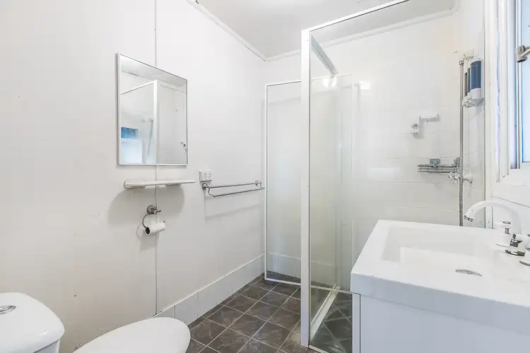 Fifth view of Homely semi-detached listing, 80 Station Street, Weston NSW 2326