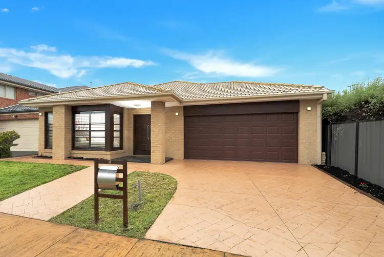 Second view of Homely house listing, 4 Luxford Drive, Point Cook VIC 3030
