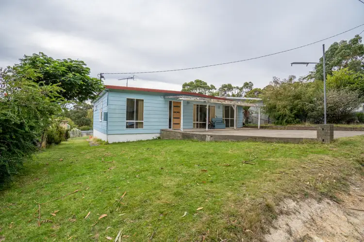 27 Tasmans Arch Road