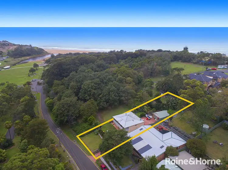1 Station Street (Lower Level), Stanwell Park NSW 2508