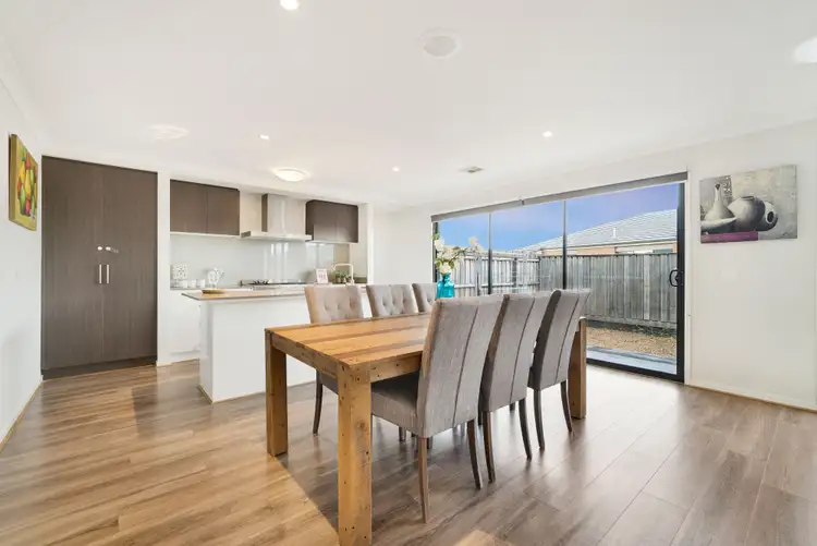 Third view of Homely house listing, 5 Allunga Way, Werribee VIC 3030