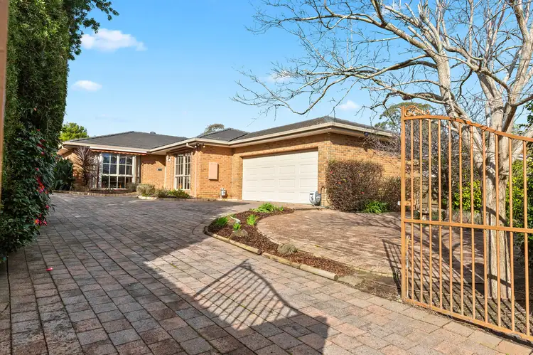 135 Wimbledon Avenue, Mount Eliza VIC 3930