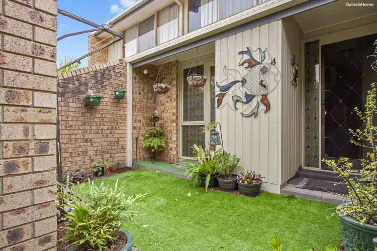 4/1 George Bass Drive, Batehaven NSW 2536