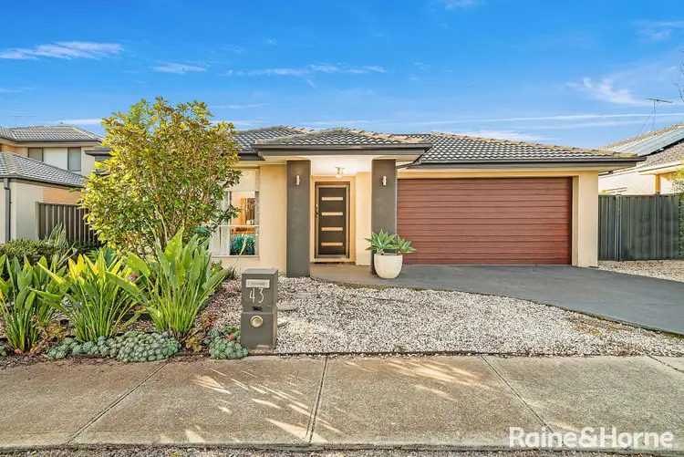 43 Lamington Drive, Tarneit VIC 3029