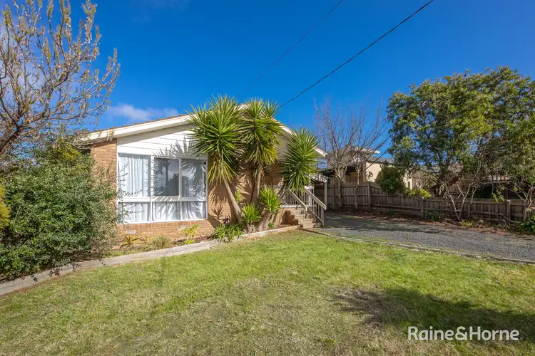 23 Heysen Drive, Sunbury VIC 3429