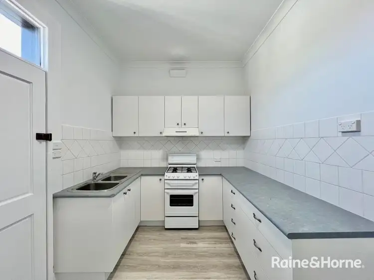 Second view of Homely flat listing, 2/58 Keppel Street, Bathurst NSW 2795